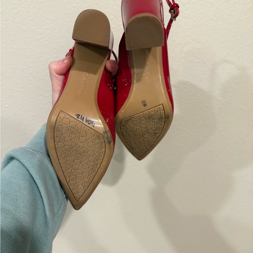 Calvin Klein Glossy Red Heels 7.5 - Picture 5 of 6